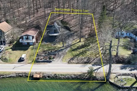 188 E Lake Rd, Deruyter, NY 13052