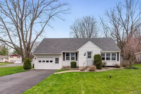 106 Wilson Dr, East Syracuse, NY 13057