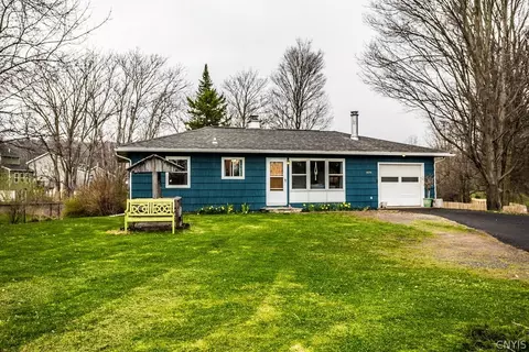 8291 Cazenovia Rd, Manlius, NY 13104