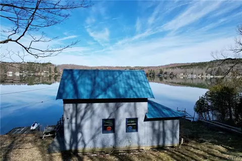 3083 Tuscarora Rd, Nelson, NY 13061
