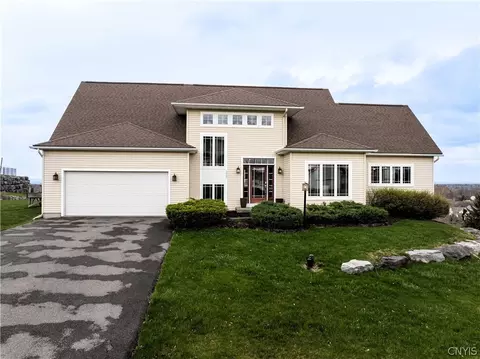 5807 Parapet Dr, Onondaga, NY 13078