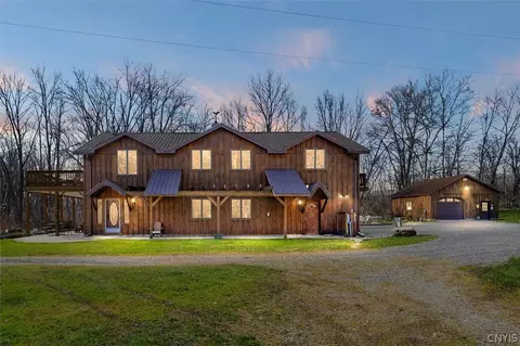 198 Mccloud Rd, West Monroe, NY 13167