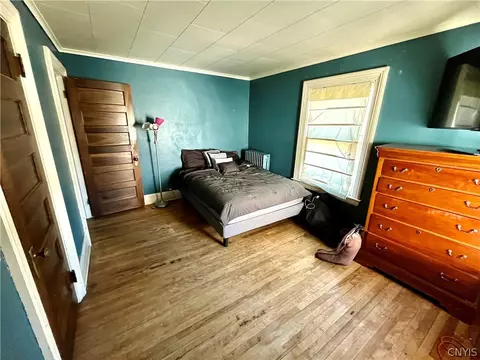Bedroom - 341 Clairmonte Ave, Syracuse, NY 13207 photo 3 of 5