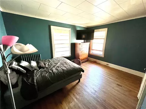 Bedroom - 341 Clairmonte Ave, Syracuse, NY 13207 photo 4 of 5