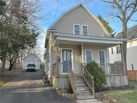 220 Chestnut St, Watertown, NY 13601