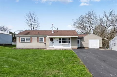 17 Arbor Dr, New Hartford, NY 13413
