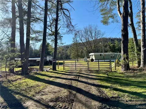 3393 State Highway 8 Hwy, South New Berlin, NY 13843