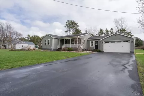 24820 Sanford Corners Rd, Le Ray, NY 13616