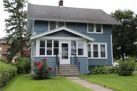 421 Crossett St, Syracuse, NY 13207