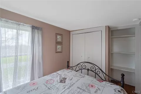 Bedroom - 3451 Doyle Rd, Lysander, NY 13027 photo 5 of 10