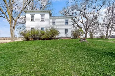3451 Doyle Rd, Lysander, NY 13027