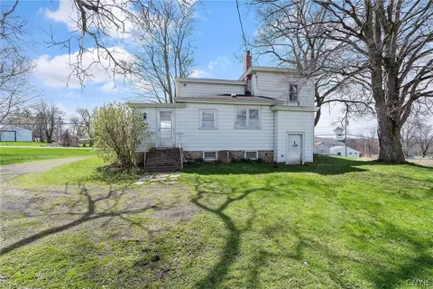 Exterior - 3451 Doyle Rd, Lysander, NY 13027 photo 4 of 6