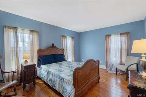 Bedroom - 3451 Doyle Rd, Lysander, NY 13027 photo 6 of 10