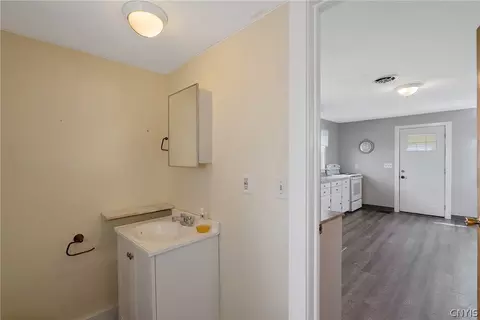 Bath - 3451 Doyle Rd, Lysander, NY 13027 photo 1 of 3
