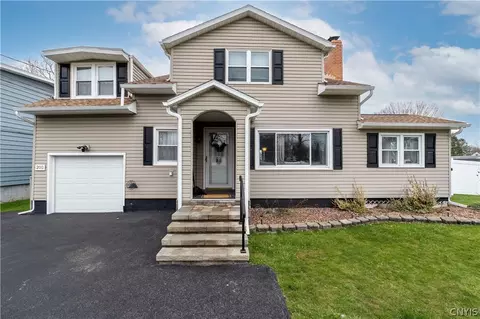 200 Fairmount Ave, Salina, NY 13088