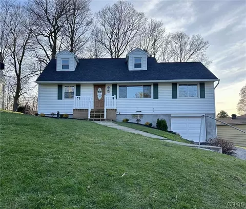 108 Sutton Dr, Syracuse, NY 13219