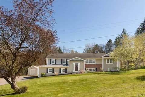 2420 Sands Rd, Camillus, NY 13031