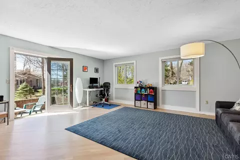 Living - 5157 Montgomery Rd, Fayetteville, NY 13066 photo 5 of 7