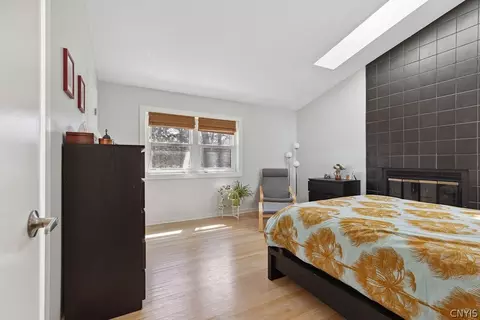 Bedroom - 5157 Montgomery Rd, Fayetteville, NY 13066 photo 2 of 6