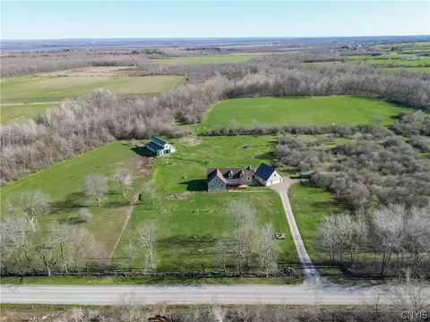 21804 Honey Flats Rd, Orleans, NY 13656