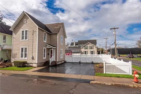136 E Orchard St, Frankfort, NY 13340