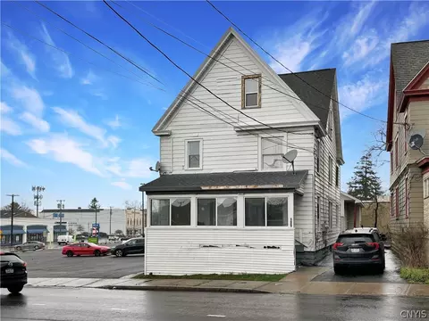 Exterior - 109 E Brighton Ave, Syracuse, NY 13205 photo 6 of 14