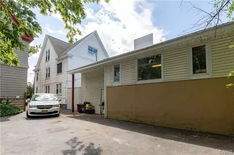 Exterior - 109 E Brighton Ave, Syracuse, NY 13205 photo 13 of 14