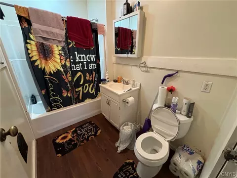 Bath - 109 E Brighton Ave, Syracuse, NY 13205 photo 1 of 2