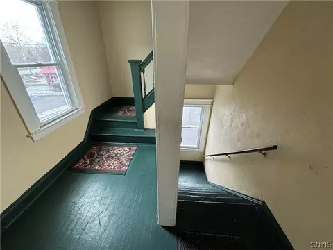 Entry Way - 109 E Brighton Ave, Syracuse, NY 13205 photo 1 of 2