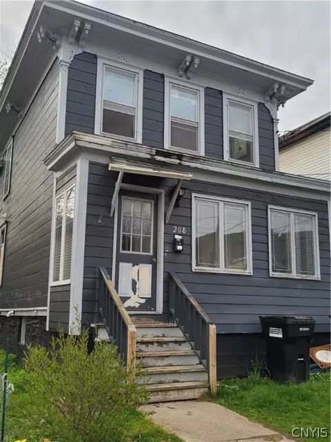 208 Beecher St, Syracuse, NY 13203
