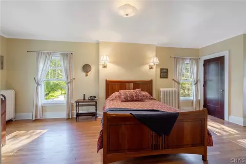 110 Berkeley Dr, Syracuse, NY 13210 photo 22