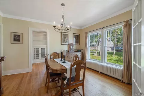 110 Berkeley Dr, Syracuse, NY 13210 photo 9