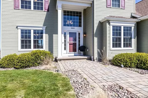 5803 Parapet Dr, Onondaga, NY 13078 photo 6
