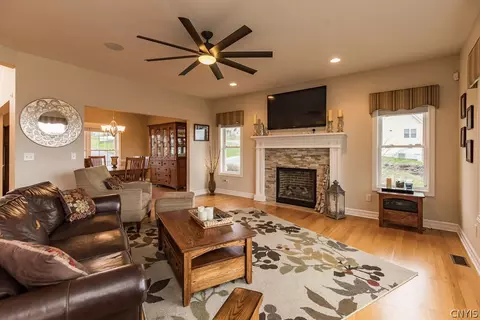 5803 Parapet Dr, Onondaga, NY 13078 photo 12