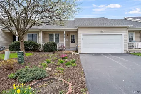 3594 Redhead Ter, Clay, NY 13090