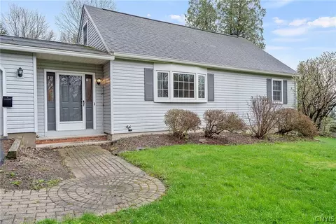 2654 Falls Rd, Marcellus, NY 13108