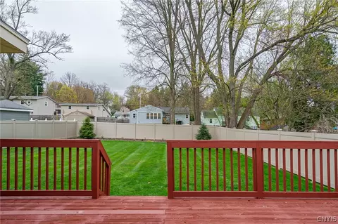 14 Macarthur Rd, Lysander, NY 13027 photo 27