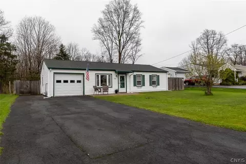 223 Leopold Blvd, Van Buren, NY 13209
