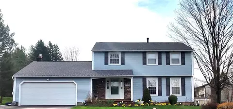 4182 Wooded Heights Cir, Onondaga, NY 13215