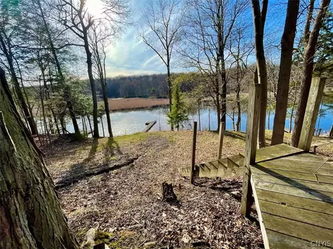 15085 W Creek Rd, Sterling, NY 13156