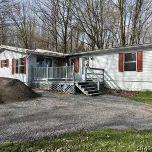 51 Smithers Rd, Mexico, NY 13114