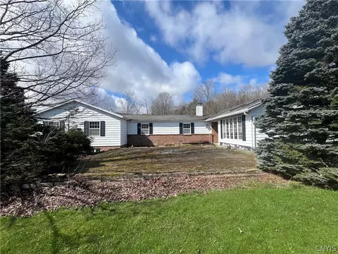 4125 Cole St, Madison, NY 13402