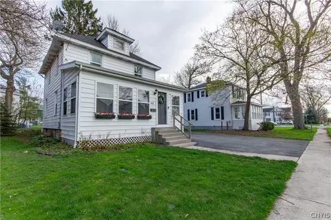 463 S Massey St, Watertown, NY 13601