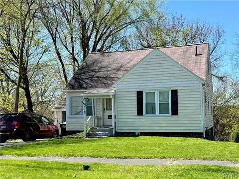 112 Burten St, Syracuse, NY 13210