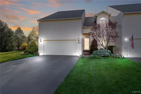 5339 Bunker Hill Way, Syracuse, NY 13207