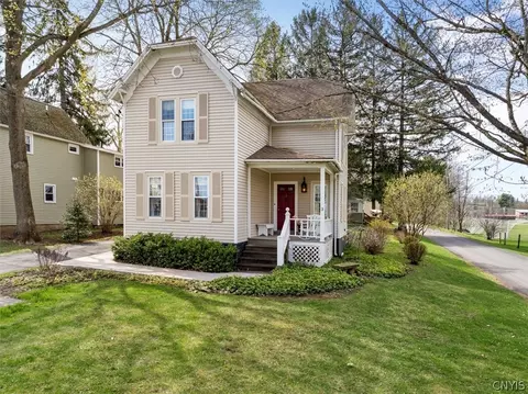 3 Norton Ave, Kirkland, NY 13323