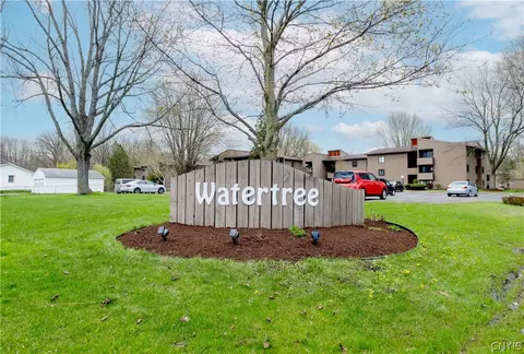 View/Area - 39 Watertree Dr, East Syracuse, NY 13057 photo 1 of 4