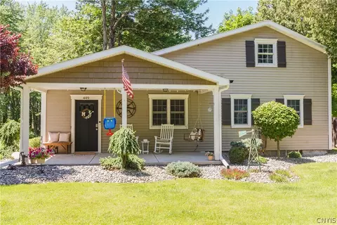 449 Cole Rd, Granby, NY 13069