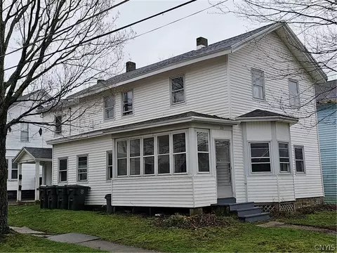 220 Lincoln St, Jamestown, NY 14701