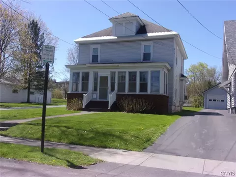 913 Myrtle St, Geddes, NY 13204